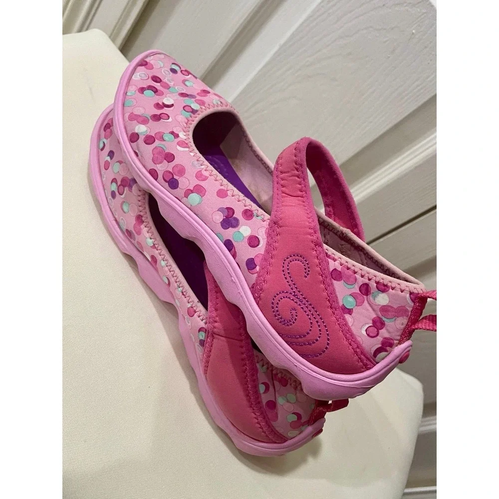 Crocs Girls Pink Purple Polka Dot Mary Jane Flats Shoes 204693‎ Size J2 Coquette